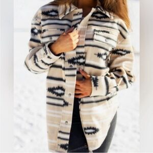 Fornia Tan Flannel Aztec Western Shacket Size Medium